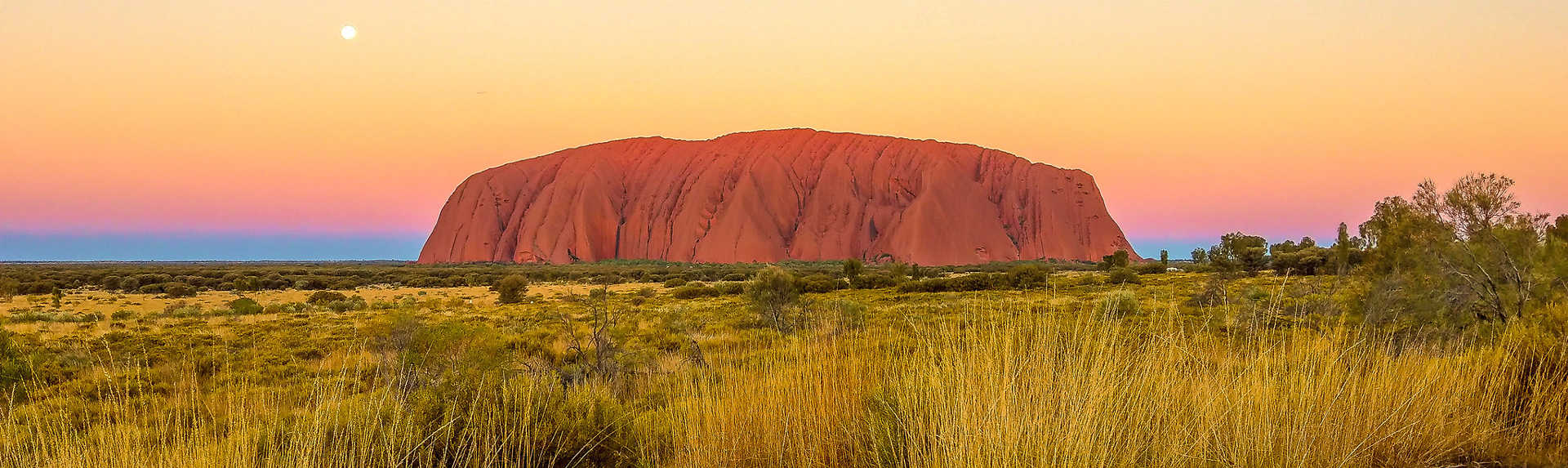 What is the best month to visit Uluru?